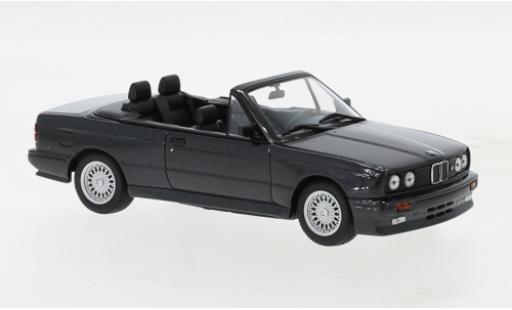 Miniature Bmw M3 1/43 Maxichamps (E30) Cabriolet metallise noire 1988 Bmw M3 1/43 Maxichamps (E30) Cabriolet metallise noire 1988 miniature