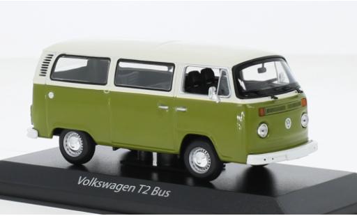 Miniature Volkswagen T2 1/43 Maxichamps bus blanche/vert 1972 Volkswagen T2 1/43 Maxichamps bus blanche/vert 1972 miniature