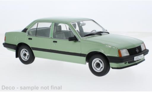 Miniature Opel Ascona 1/18 MCG C metallise verte 1981 1:18 Opel Ascona 1/18 MCG C metallise verte 1981 1:18 miniature