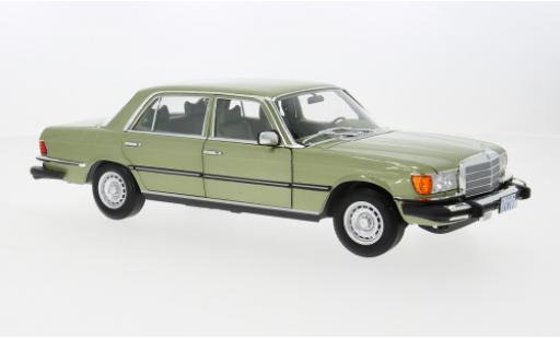 Miniature Mercedes 450 1/18 Norev SEL verte 1:18 Mercedes 450 1/18 Norev SEL verte 1:18 miniature