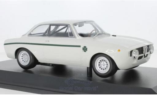 Miniature Alfa Romeo GT 1/18 Minichamps A 1300 Junior blanche 1971 Alfa Romeo GT 1/18 Minichamps A 1300 Junior blanche 1971 miniature