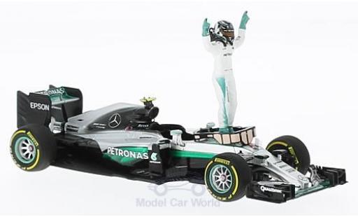 Miniature Mercedes F1 1/43 Minichamps W07 Hybrid No.6 AMG Petronas Team Formel 1 GP Abu Dhabi 2016 mit Figur N.Rosberg Mercedes F1 1/43 Minichamps W07 Hybrid No.6 AMG Petronas Team Formel 1 GP Abu Dhabi 2016 mit Figur N.Rosberg miniature