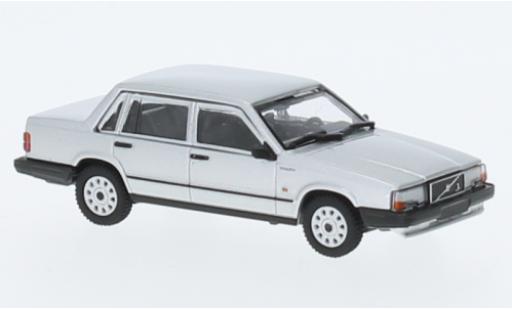 Miniature Volvo 740 1/87 Minichamps GL d 1986 Volvo 740 1/87 Minichamps GL d 1986 miniature