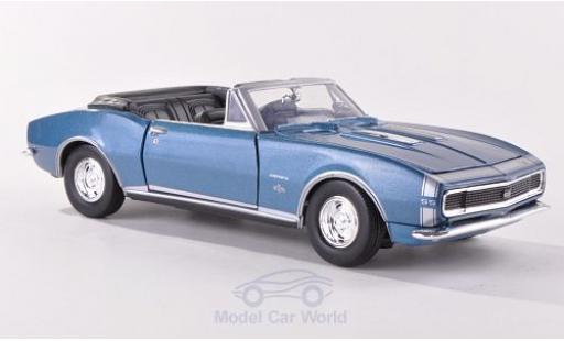 Miniature Chevrolet Camaro SS 1/24 Motormax SS Cabriolet metallise bleue/Dekor 1967 Verdeck geöffnet Chevrolet Camaro SS 1/24 Motormax SS Cabriolet metallise bleue/Dekor 1967 Verdeck geöffnet miniature