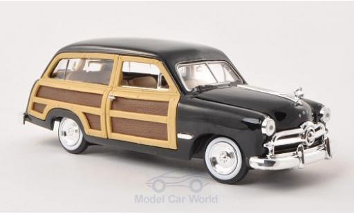 Miniature Ford Woody 1/24 Motormax Wagon noire/Holzoptik 1949 ohne Vitrine Ford Woody 1/24 Motormax Wagon noire/Holzoptik 1949 ohne Vitrine miniature