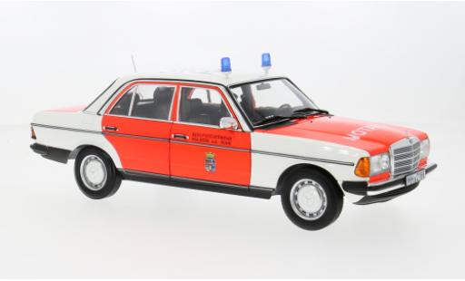 Miniature Mercedes 200 1/18 Norev (W123) Notarzt 1984 1:18 Mercedes 200 1/18 Norev (W123) Notarzt 1984 1:18 miniature