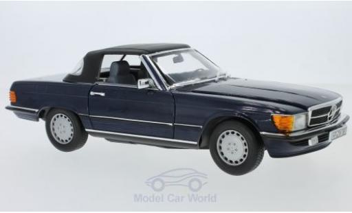 Miniature Mercedes 300 SL 1/18 Norev SL (R 107) metallise bleue 1986 Verdeck liegt ein Mercedes 300 SL 1/18 Norev SL (R 107) metallise bleue 1986 Verdeck liegt ein miniature
