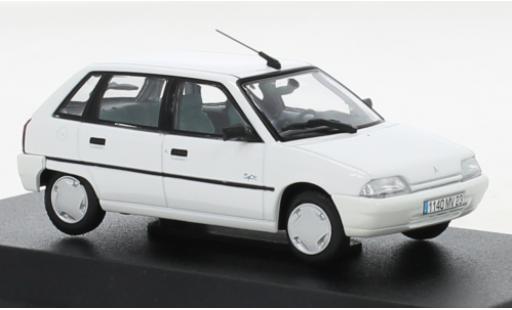 Miniature Citroen AX 1/43 Norev Spot blanche 1995 Citroen AX 1/43 Norev Spot blanche 1995 miniature