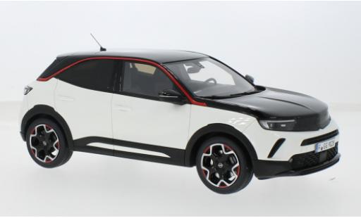 Miniature Opel Mokka 1/18 Ottomobile -E GS Lin blanche 1:18 Opel Mokka 1/18 Ottomobile -E GS Lin blanche 1:18 miniature