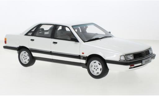 Miniature Audi 200 quattro 1/18 Ottomobile 20V metallise blanche 1989 Audi 200 quattro 1/18 Ottomobile 20V metallise blanche 1989 miniature