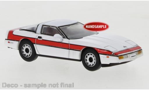 Miniature Chevrolet Corvette 1/87 PCX87 C4 blanche/rouge 1984 Chevrolet Corvette 1/87 PCX87 C4 blanche/rouge 1984 miniature