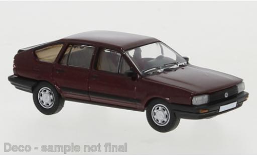 Miniature Volkswagen Passat 1/87 PCX87 B2 rouge foncé 1985 Volkswagen Passat 1/87 PCX87 B2 rouge foncé 1985 miniature