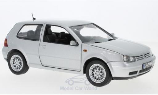 Miniature Volkswagen Golf V 1/18 Revell IV grise 1997 Volkswagen Golf V 1/18 Revell IV grise 1997 miniature