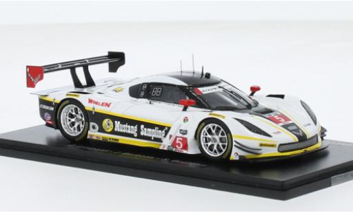Miniature Chevrolet Corvette 1/43 Spark DP No.5 Action Express Racing 12h Sebring 2015 1:43 Chevrolet Corvette 1/43 Spark DP No.5 Action Express Racing 12h Sebring 2015 1:43 miniature