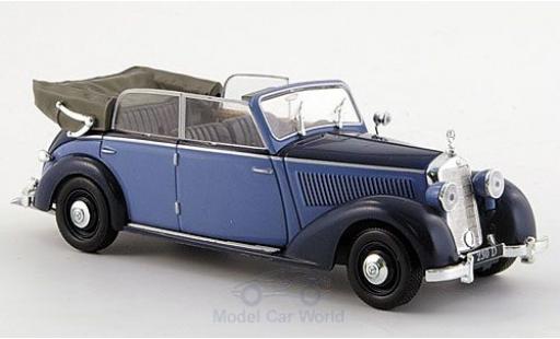 Miniature Mercedes 230 1/43 SpecialC Cabriolet D (W 153) bleue/bleue 1939 ohne Vitrine Mercedes 230 1/43 SpecialC Cabriolet D (W 153) bleue/bleue 1939 ohne Vitrine miniature