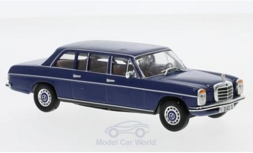 Miniature Mercedes 240 1/43 SpecialC D (V115) bleue 1973 ohne Vitrine Mercedes 240 1/43 SpecialC D (V115) bleue 1973 ohne Vitrine miniature