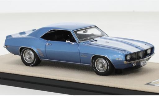 Miniature Chevrolet Camaro 1/43 Stamp Models Z28 metallise bleue/blanche 1969 Chevrolet Camaro 1/43 Stamp Models Z28 metallise bleue/blanche 1969 miniature