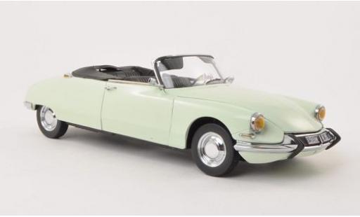 Miniature Citroen DS 1/18 Sun Star 19 Cabriolet verte 1961 Softtop couché avec avec Simulation le Hydropneumatik Citroen DS 1/18 Sun Star 19 Cabriolet verte 1961 Softtop couché avec avec Simulation le Hydropneumatik miniature