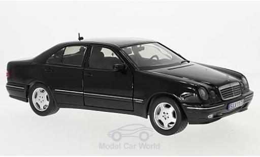 Miniature Mercedes Classe E 1/18 Sun Star E320 (W210) noire Mercedes Classe E 1/18 Sun Star E320 (W210) noire miniature