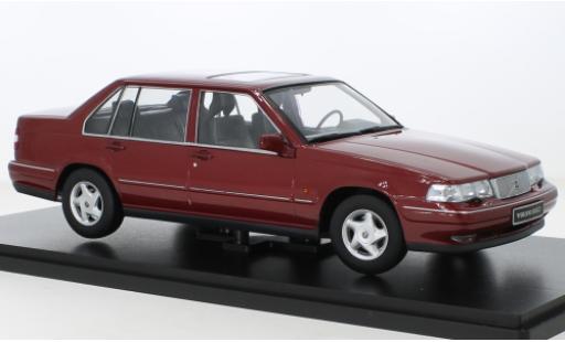 Miniature Volvo 960 1/18 Triple 9 Collection metallise rouge 1996 Volvo 960 1/18 Triple 9 Collection metallise rouge 1996 miniature