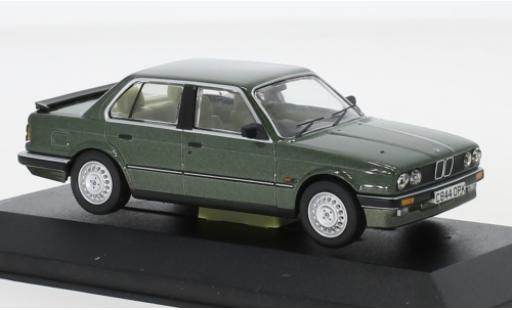Miniature Bmw 323 1/43 Vanguards i (E30) metallise verte RHD Bmw 323 1/43 Vanguards i (E30) metallise verte RHD miniature