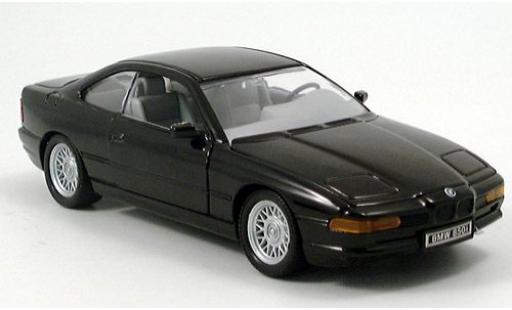 Miniature Bmw 850 1/24 Welly i noire 1:24 Bmw 850 1/24 Welly i noire 1:24 miniature