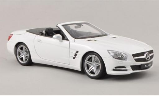 Miniature Mercedes Classe SL 1/18 Welly SL 500 (R231) metallise blanche 2012 Verdeck ouvert Mercedes Classe SL 1/18 Welly SL 500 (R231) metallise blanche 2012 Verdeck ouvert miniature