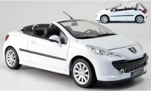 Miniature Peugeot 207 1/18 Welly CC blanche 1:18 Peugeot 207 1/18 Welly CC blanche 1:18 miniature