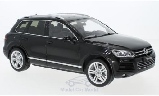 Miniature Volkswagen Touareg 1/18 Welly II metallise noire GTA Edition Volkswagen Touareg 1/18 Welly II metallise noire GTA Edition miniature