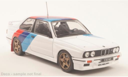 Miniature Bmw M3 1/24 WhiteBox (E30) blanche/Dekor 1989 1:24 Bmw M3 1/24 WhiteBox (E30) blanche/Dekor 1989 1:24 miniature