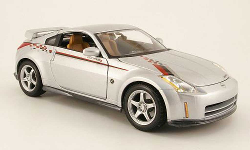 Miniature Nissan 350Z 1/18 Welly Coupe Bronze 2003 