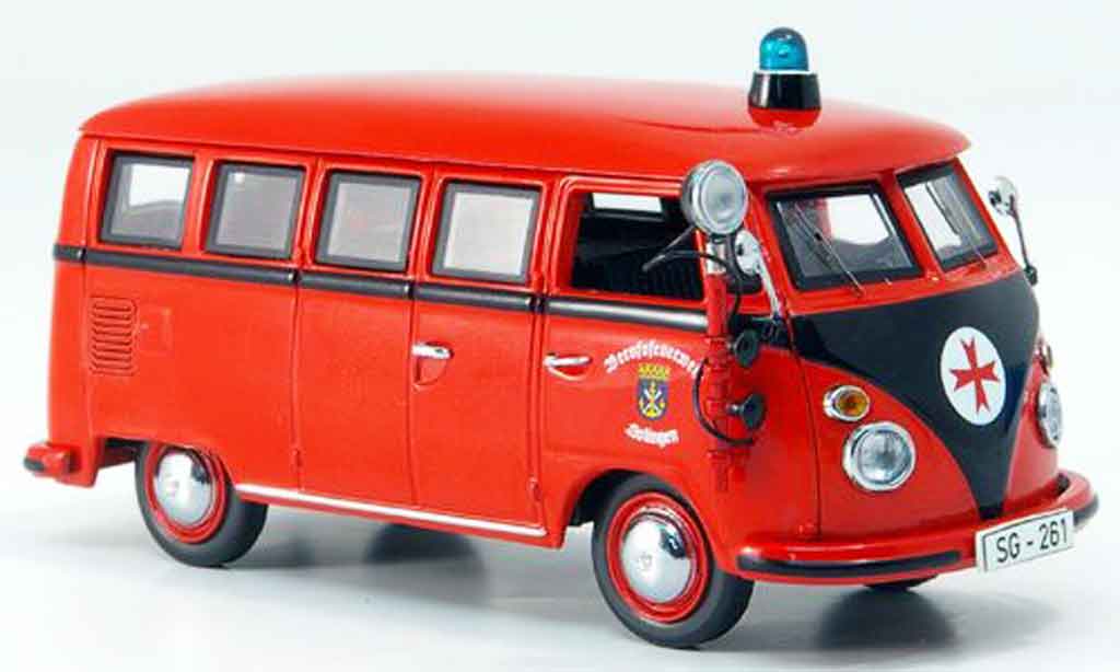 Miniature Volkswagen Combi 1/18 Spark Bus Rouge/blanche 1962 - Voiture- miniature.com