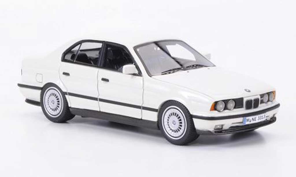 Voiture Miniature de Collection - NOREV 1/18 - BMW M535i (E28) - 1986 -  Black - 183263 - Cdiscount Jeux - Jouets