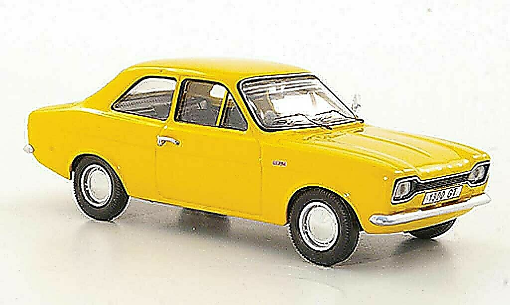 Voiture Miniature Ford Escort GL 1982 - Échelle 1/43 - Métal - Boîte Vitrine - Collection Années 80