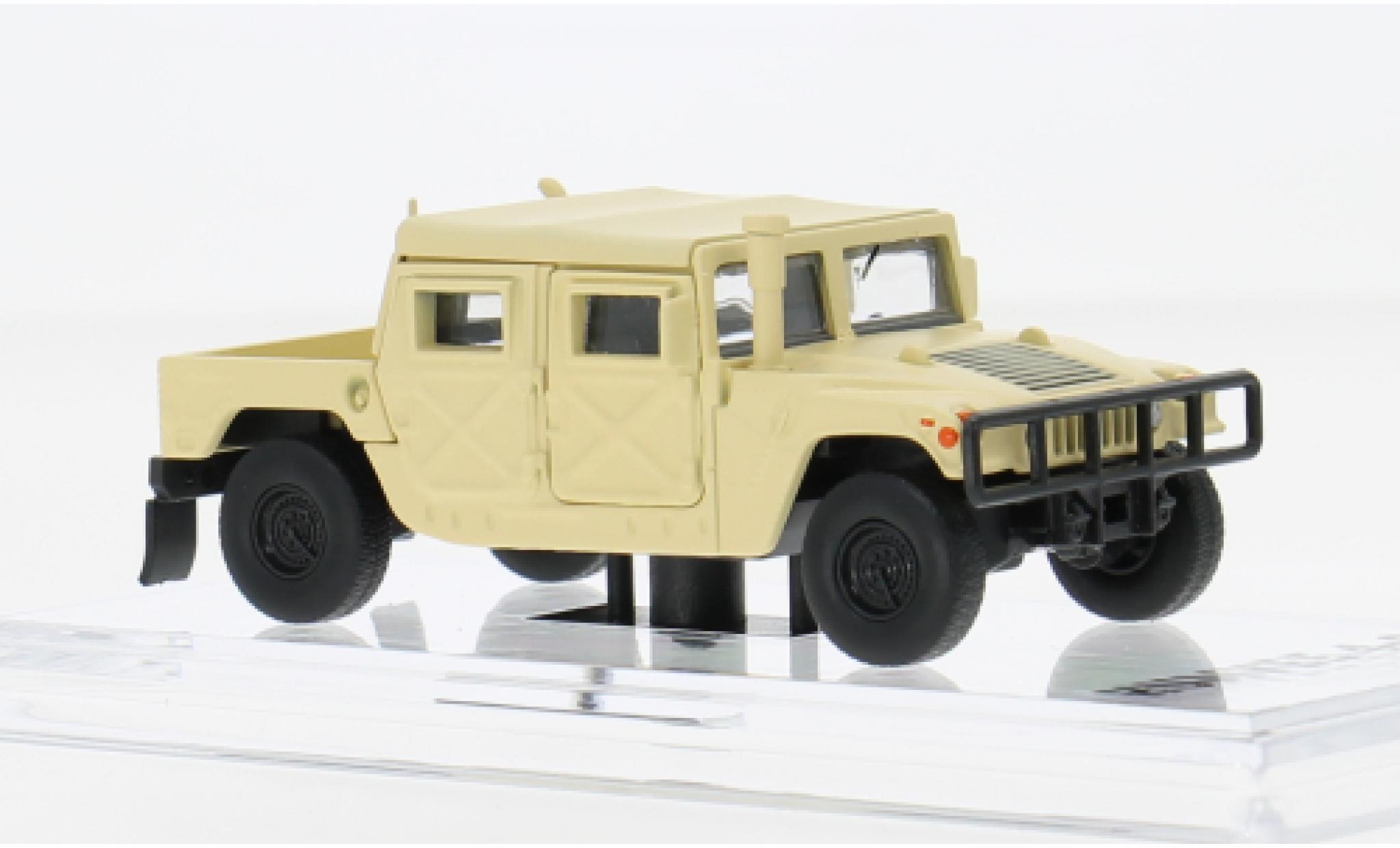 Hummer Humvee 1/64 BM Creations 4-CT-OD beige 1:64 miniature