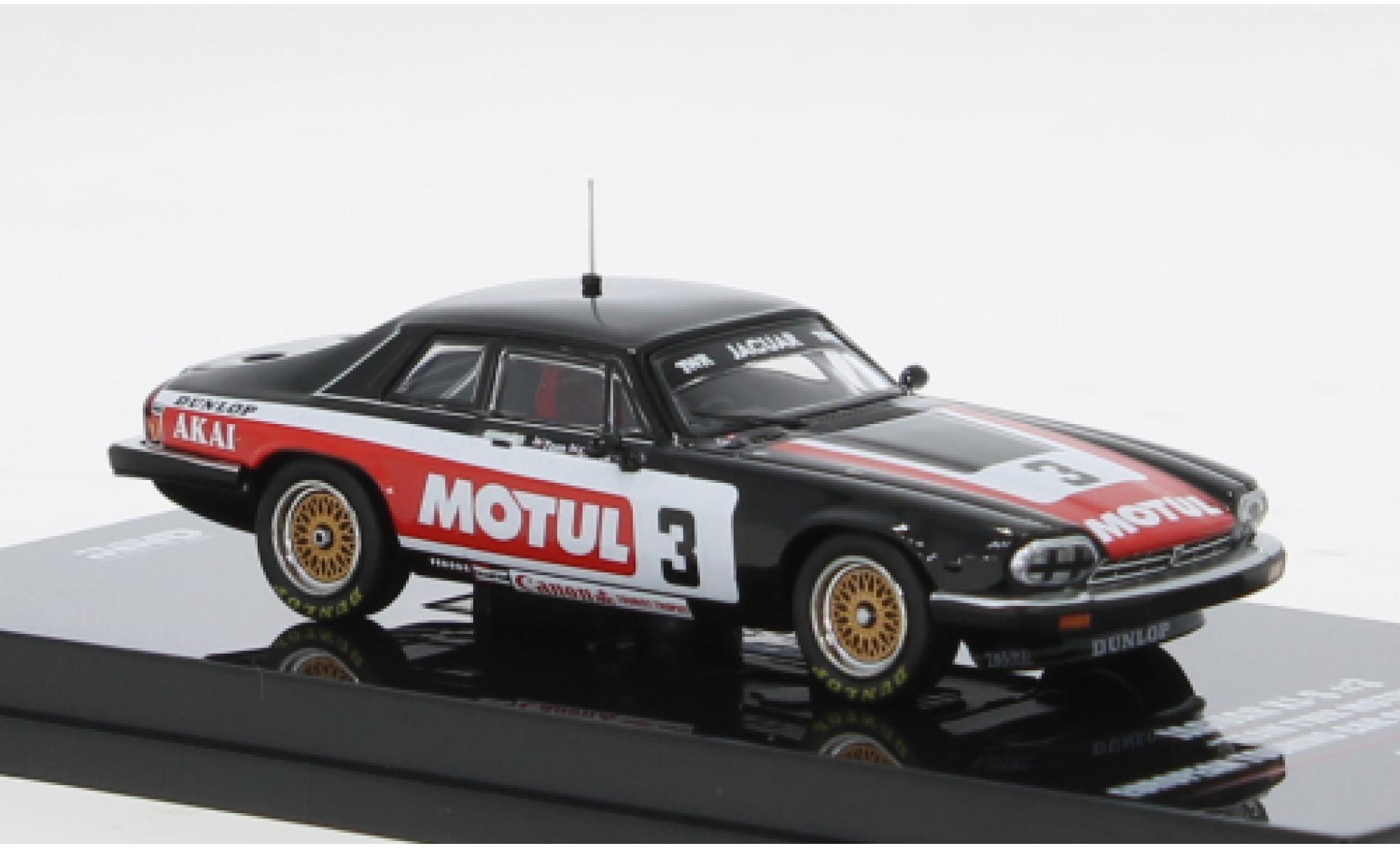 1/64 Scale Miniature Diorama – TV & PS Game Station For Street Car Stand (Resin Figure Set)