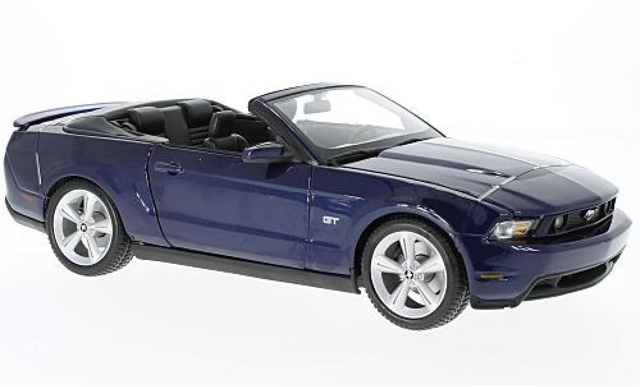 Miniature Ford Mustang 1 18 Maisto GT Cabriolet Metallise Bleue
