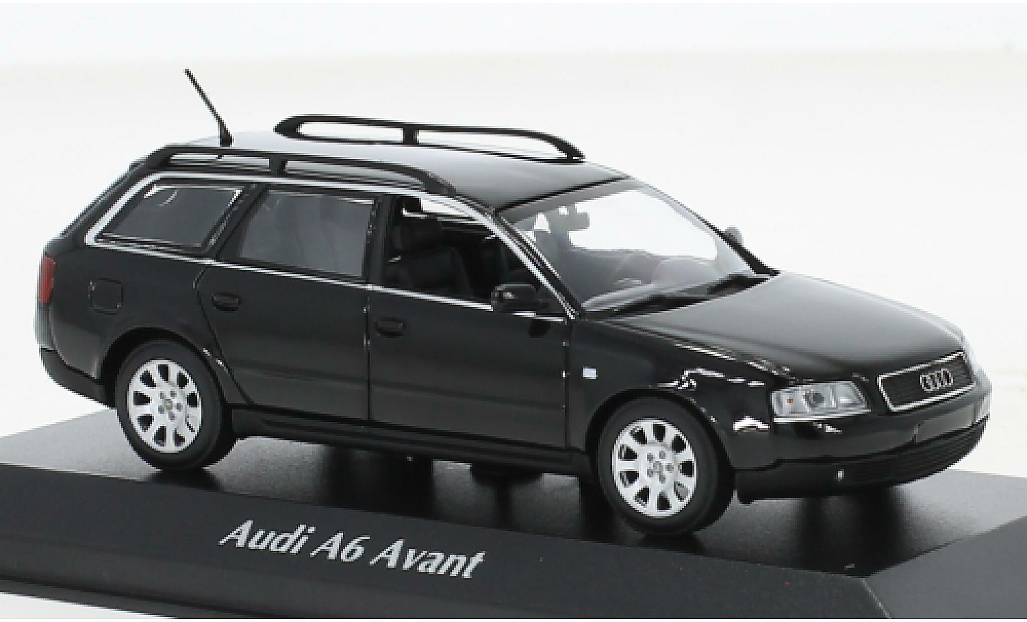 Modellino Minichamps 1:43 – Audi A6 Avant Verde, Diecast, Nuovo In Scatola