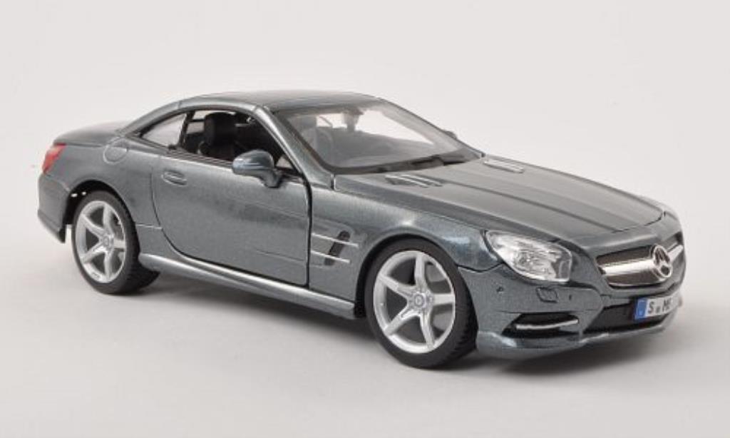 Bburago - Modèle réduit de voiture de Collection : Mercedes Benz