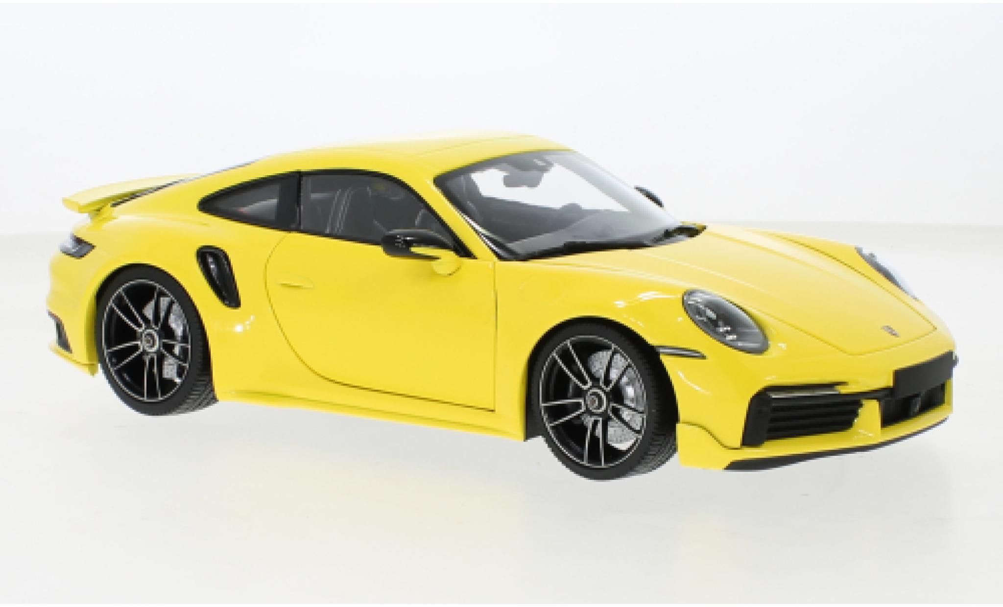 Diecast model cars Porsche 992 Turbo s 1/18 Minichamps 911 Turbo S Sport Design yellow 2021