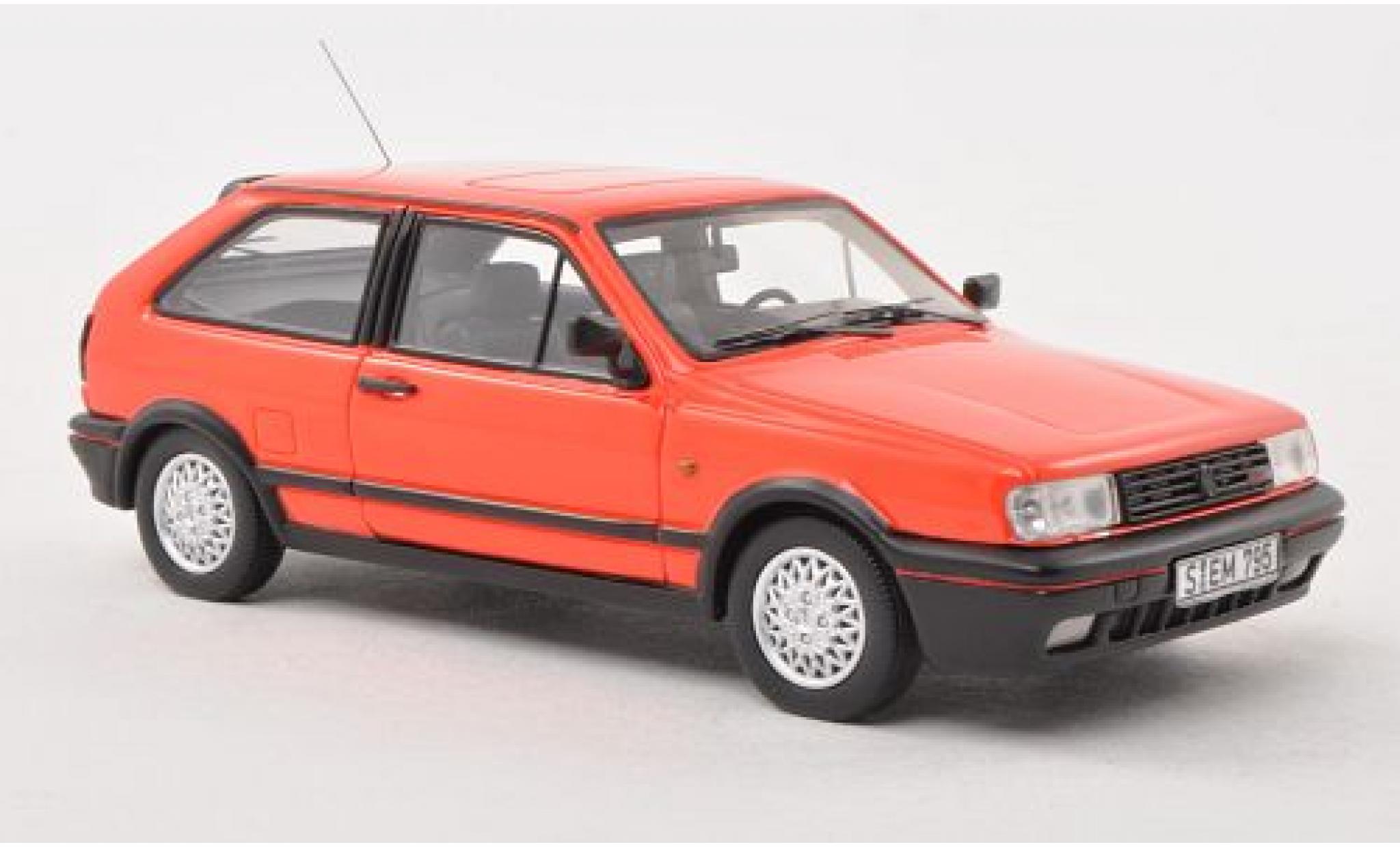 Miniatures montées - Volkswagen Polo Coupe GT Bleu 1985 1/43 IXO