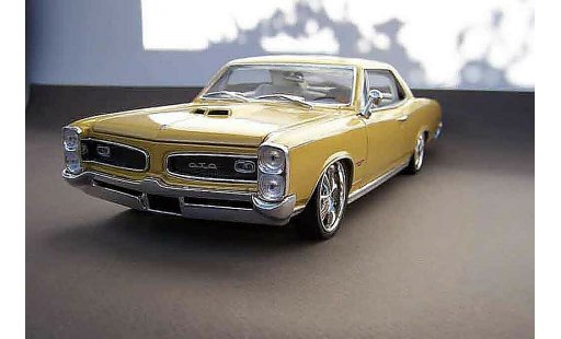 Pontiac GTO Base 1/18 Welly westcoast miniature