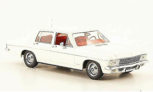 Opel Kapitan B 1/43 Minichamps blanche 1969 miniature