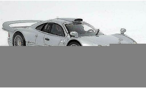 Mercedes Classe CL GTR 1/18 Maisto K street version grise miniature