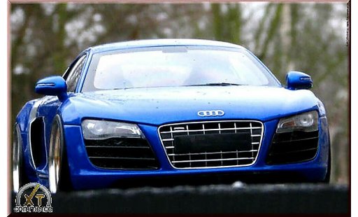 Audi R8 4.2 fsi 1/18 Kyosho 5.2 bleu jantes bbs 20 pouces miniature