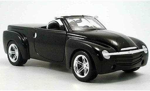 Chevrolet SSR concept 1/18 Maisto noire 2000 miniature