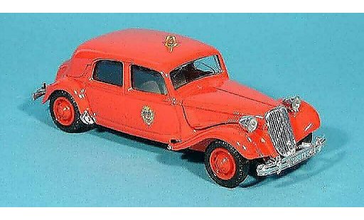 Citroen Traction 15 1/43 Solido CV Pompiers pompiers (F) 1952 miniature