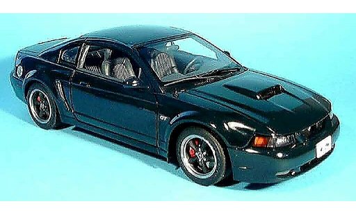 Ford Mustang Bullit 2001 1/18 Autoart gt verte miniature