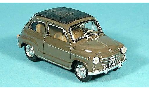 Fiat 600 D 1/43 Brumm ferm&Atilde;&copy; marron 1960 miniature
