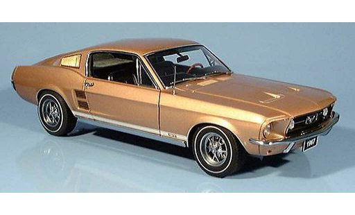 Ford Mustang GT 1/18 Autoart gt390 or miniature